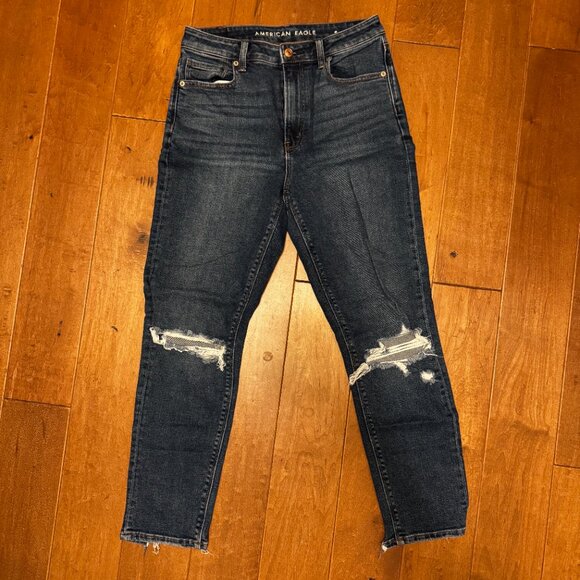 American Eagle Mom Jeans | Dark Wash Distressed | Size 6 | VGUC - Picture 9 of 9